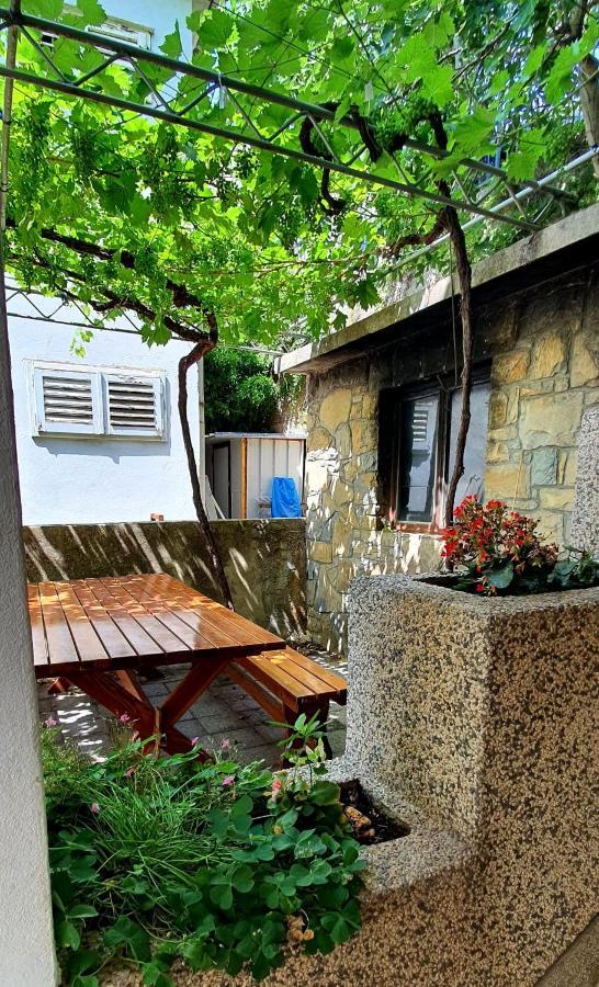 Apartment Mlija Omiš Extérieur photo